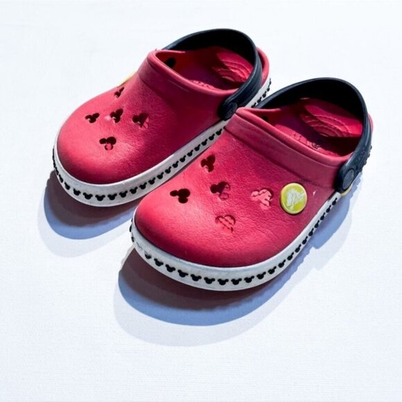 CROCS | Disney Mickey Mouse Shoes classic red kids sz 8 9 - Picture 1 of 4